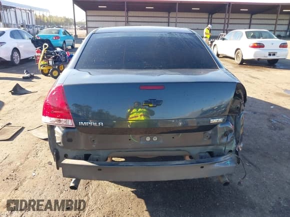 ✅ 2013 Chevrolet Impala LS • VIN: 2G1WF5E36D1169838 • Лот: 43461204. Опубликован ранее на IAAI с пробегом 128 101 миль. Бесплатный доступ к архиву аукционных продаж из США и подробный отчёт об истории автомобиля на DreamBid. Изображение 16.