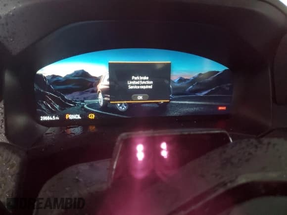 ✅ 2025 Ford Explorer Platinum • VIN: 1FMUK8HH1SGB82141 • Lot: 92712675. Wystawiony na Copart z przebiegiem 29 684 mil. Bezpłatny archiwum sprzedaży aukcyjnych z USA i szczegółowy raport historii pojazdu na DreamBid. Zdjęcie 9.