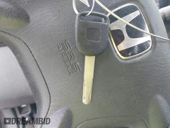 ✅ 2004 Honda CR-V LX • VIN: SHSRD78504U246518 • Lot: 42616983. Wystawiony na IAAI z przebiegiem 136 575 mil. Bezpłatny archiwum sprzedaży aukcyjnych z USA i szczegółowy raport historii pojazdu na DreamBid. Zdjęcie 11.