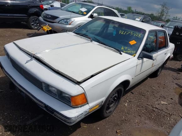 ✅ 1986 Buick Century • VIN: 1G4AL19X3GT402780 • Лот: 42173428. Опубликован ранее на IAAI с пробегом 30 444 миль. Бесплатный доступ к архиву аукционных продаж из США и подробный отчёт об истории автомобиля на DreamBid. Изображение 2.