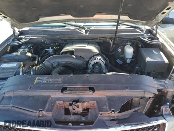 ✅ 2007 Chevrolet Suburban LT • VIN: 1GNFK16387J245023 • Lot: 82278815. Wystawiony na Copart z przebiegiem 98 038 mil. Bezpłatny archiwum sprzedaży aukcyjnych z USA i szczegółowy raport historii pojazdu na DreamBid. Zdjęcie 12.