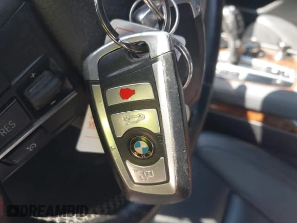 ✅ 2014 BMW 7 Series ALPINA B7 • VIN: WBAYE8C53ED135383 • Lot: 41778392. Wystawiony na IAAI z przebiegiem 110 468 mil. Bezpłatny archiwum sprzedaży aukcyjnych z USA i szczegółowy raport historii pojazdu na DreamBid. Zdjęcie 11.