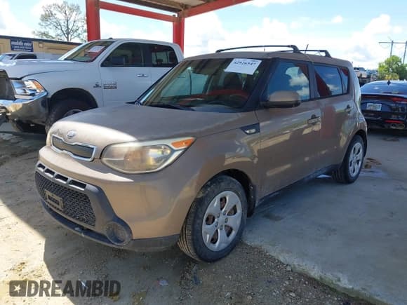 ✅ 2014 Kia Soul • VIN: KNDJN2A24E7094724 • Lot: 42926547. Listed on IAAI with 118,706 mi. Free auction sales archive from the USA and detailed vehicle history report at DreamBid. Image 17.