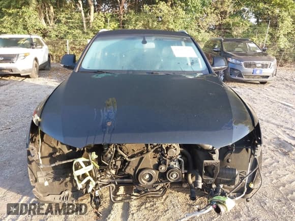 ✅ 2017 Audi Q5 Premium • VIN: WA1C2AFP1HA035812 • Lot: 43325522. Wystawiony na IAAI z przebiegiem 120 111 mil. Bezpłatny archiwum sprzedaży aukcyjnych z USA i szczegółowy raport historii pojazdu na DreamBid. Zdjęcie 13.