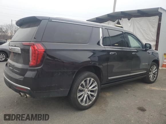 ✅ 2023 GMC Yukon XL Denali • VIN: 1GKS1JKL0PR210658 • Лот: 42574575. Опубликован ранее на Copart с пробегом 61 306 миль. Бесплатный доступ к архиву аукционных продаж из США и подробный отчёт об истории автомобиля на DreamBid. Изображение 3.
