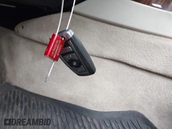 ✅ 2016 BMW 6 Series 650i xDrive • VIN: WBA6F7C56GD930476 • Лот: 42962356. Опубликован ранее на IAAI с пробегом 75 379 миль. Бесплатный доступ к архиву аукционных продаж из США и подробный отчёт об истории автомобиля на DreamBid. Изображение 11.