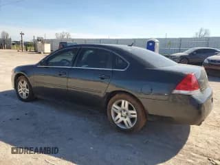 ✅ 2014 Chevrolet Impala LT • VIN: 2G1WB5E33E1132064 • Лот: 48325974. Опубликован ранее на Copart с пробегом 295 916 миль. Бесплатный доступ к архиву аукционных продаж из США и подробный отчёт об истории автомобиля на DreamBid. Изображение 2.