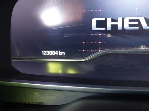 ✅ 2023 Chevrolet Suburban Premier • VIN: 1GNSKFKD5PR334706 • Lot: 43280982. Wystawiony na IAAI z przebiegiem 76 977 mil. Bezpłatny archiwum sprzedaży aukcyjnych z USA i szczegółowy raport historii pojazdu na DreamBid. Zdjęcie 16.