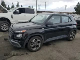 ✅ 2022 Hyundai Venue Limited • VIN: KMHRC8A37NU168607 • Lot: 86892464. Listed on Copart with 97,000 mi. Free auction sales archive from the USA and detailed vehicle history report at DreamBid. Image 1.