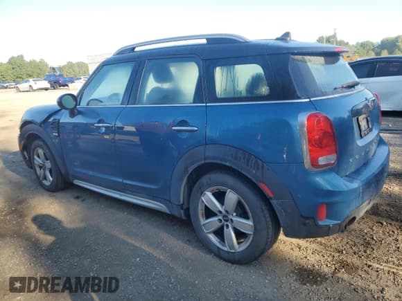 ✅ 2018 MINI Countryman Cooper • VIN: WMZYV5C38J3E04836 • Лот: 70123975. Опубликован ранее на Copart с пробегом 170 565 миль. Бесплатный доступ к архиву аукционных продаж из США и подробный отчёт об истории автомобиля на DreamBid. Изображение 2.
