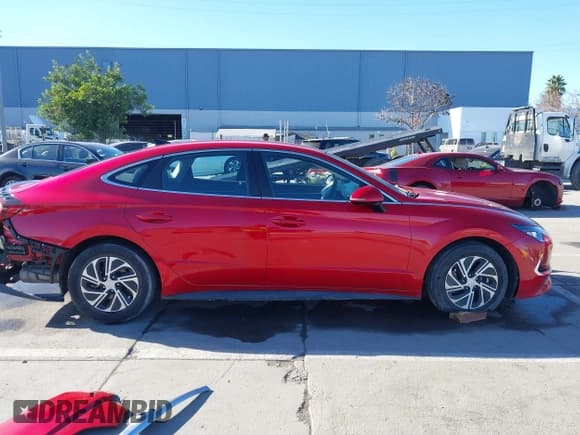 ✅ 2020 Hyundai Sonata Blue • VIN: KMHL24JJ1LA009550 • Лот: 41265226. Опубликован ранее на IAAI с пробегом 85 347 миль. Бесплатный доступ к архиву аукционных продаж из США и подробный отчёт об истории автомобиля на DreamBid. Изображение 14.