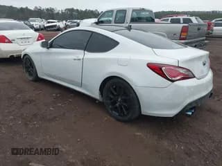 ✅ 2013 Hyundai Genesis Coupe R-Spec • VIN: KMHHT6KD3DU104277 • Lot: 41191432. Wystawiony na IAAI z przebiegiem 106 311 mil. Bezpłatny archiwum sprzedaży aukcyjnych z USA i szczegółowy raport historii pojazdu na DreamBid. Zdjęcie 3.