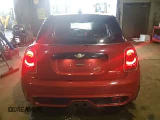 2014 MINI Hardtop S with VIN WMWXM7C54ET986641, listed as a Copart auction lot 62822075 with 80,904 mi miles and Salvage title. Bid and sale history available at DreamBid. Image 6.