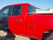 ✅ 2020 Chevrolet Silverado 1500 Custom • VIN: 1GCRWBEF3LZ104268 • Lot: 42083062. Wystawiony na IAAI z przebiegiem 85 582 mil. Bezpłatny archiwum sprzedaży aukcyjnych z USA i szczegółowy raport historii pojazdu na DreamBid. Zdjęcie 14.