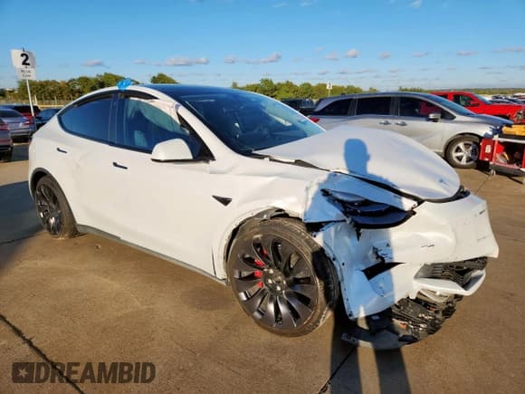 ✅ 2022 Tesla Model Y Performance • VIN: 7SAYGDEF5NF393220 • Lot: 90219035. Listed on Copart with 31,252 mi. Free auction sales archive from the USA and detailed vehicle history report at DreamBid. Image 4.