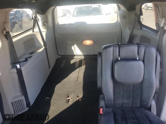 ✅ 2017 Dodge Grand Caravan SXT • VIN: 2C4RDGCG7HR689873 • Lot: 69634105. Listed on Copart with 140,767 mi. Free auction sales archive from the USA and detailed vehicle history report at DreamBid. Image 10.