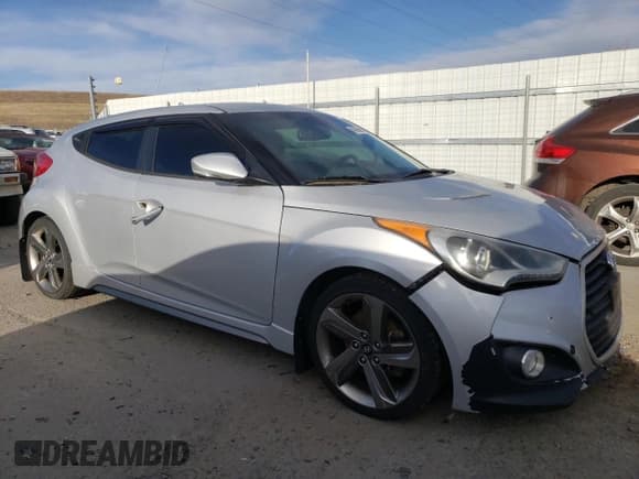 ✅ 2013 Hyundai Veloster Turbo • VIN: KMHTC6AE1DU152834 • Lot: 48996695. Wystawiony na Copart z przebiegiem 102 583 mil. Bezpłatny archiwum sprzedaży aukcyjnych z USA i szczegółowy raport historii pojazdu na DreamBid. Zdjęcie 4.