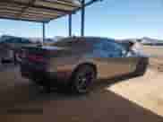 2022 Dodge Challenger R/T Scat Pack z VIN 2C3CDZFJ1NH215058, wystawiony jako Copart lot #84061825 z przebiegiem 34 788 mil mil oraz Szkoda całkowita • Salvage title. Historia ofert i sprzedaży dostępna na DreamBid. Obrazek 3.