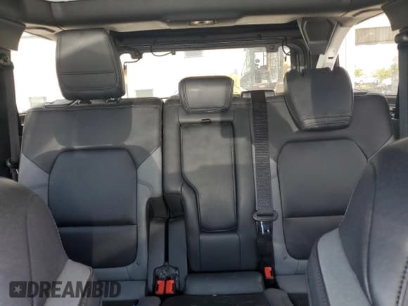 ✅ 2024 Ford Bronco Black Diamond • VIN: 1FMDE1BH4RLB41110 • Лот: 71074205. Опубликован ранее на Copart с пробегом 39 899 миль. Бесплатный доступ к архиву аукционных продаж из США и подробный отчёт об истории автомобиля на DreamBid. Изображение 10.