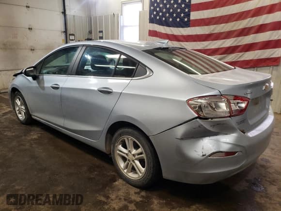 ✅ 2017 Chevrolet Cruze LT • VIN: 1G1BE5SM5H7205669 • Lot: 36700113. Listed on Copart with 7,809 mi. Free auction sales archive from the USA and detailed vehicle history report at DreamBid. Image 2.