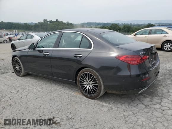 ✅ 2022 Mercedes-Benz C 300 • VIN: W1KAF4HB8NR038620 • Лот: 67830175. Опубликован ранее на Copart с пробегом 45 437 миль. Бесплатный доступ к архиву аукционных продаж из США и подробный отчёт об истории автомобиля на DreamBid. Изображение 2.