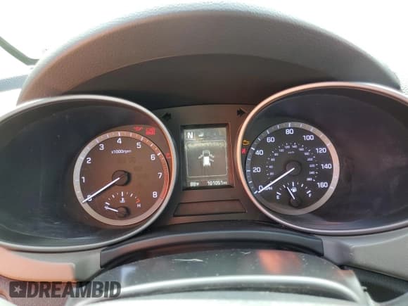 ✅ 2018 Hyundai Santa Fe 2.4L • VIN: 5NMZT3LB6JH098160 • Лот: 65944304. Опубликован ранее на Copart с пробегом 101 051 миль. Бесплатный доступ к архиву аукционных продаж из США и подробный отчёт об истории автомобиля на DreamBid. Изображение 9.