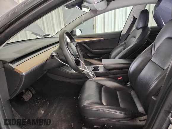 ✅ 2022 Tesla Model 3 • VIN: 5YJ3E1EA1NF289470 • Lot: 93560455. Wystawiony na Copart z przebiegiem 131 801 mil. Bezpłatny archiwum sprzedaży aukcyjnych z USA i szczegółowy raport historii pojazdu na DreamBid. Zdjęcie 7.