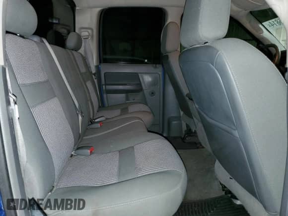 2007 Dodge 3500 Laramie z VIN 3D7MX38C17G717189, wystawiony jako Copart lot #81635814 z przebiegiem 243 911 mil mil oraz Szkoda całkowita • Salvage title. Historia ofert i sprzedaży dostępna na DreamBid. Obrazek 6.