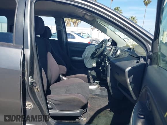 ✅ 2004 Scion xA • VIN: JTKKT624340045578 • Лот: 42141647. Опубликован ранее на IAAI с пробегом 309 066 миль. Бесплатный доступ к архиву аукционных продаж из США и подробный отчёт об истории автомобиля на DreamBid. Изображение 5.