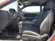 ✅ 2014 Dodge Challenger R/T 100th Anniversary Appearance • VIN: 2C3CDYBT2EH261306 • Lot: 60850764. Wystawiony na Copart z przebiegiem 109 145 mil. Bezpłatny archiwum sprzedaży aukcyjnych z USA i szczegółowy raport historii pojazdu na DreamBid. Zdjęcie 7.