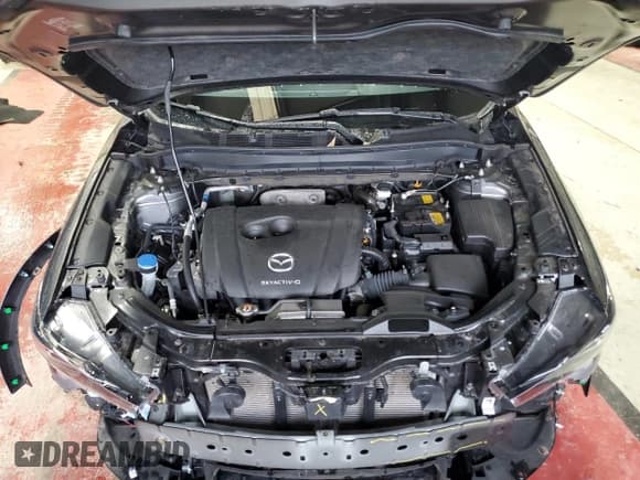 ✅ 2024 Mazda CX-5 S Preferred • VIN: JM3KFBCL9R0460769 • Lot: 90435985. Listed on Copart with 16,801 mi. Free auction sales archive from the USA and detailed vehicle history report at DreamBid. Image 12.