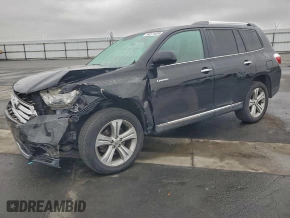 ✅ 2011 Toyota Highlander Limited • VIN: 5TDDK3EH9BS085190 • Лот: 94271625. Опубликован ранее на Copart с пробегом 140 092 миль. Бесплатный доступ к архиву аукционных продаж из США и подробный отчёт об истории автомобиля на DreamBid. Изображение 1.