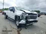 ✅ 2022 Chevrolet Silverado 2500HD LTZ • VIN: 2GC4YPEY0N1240355 • Лот: 60935955. Опубликован ранее на Copart с пробегом 53 705 миль. Бесплатный доступ к архиву аукционных продаж из США и подробный отчёт об истории автомобиля на DreamBid. Изображение 13.