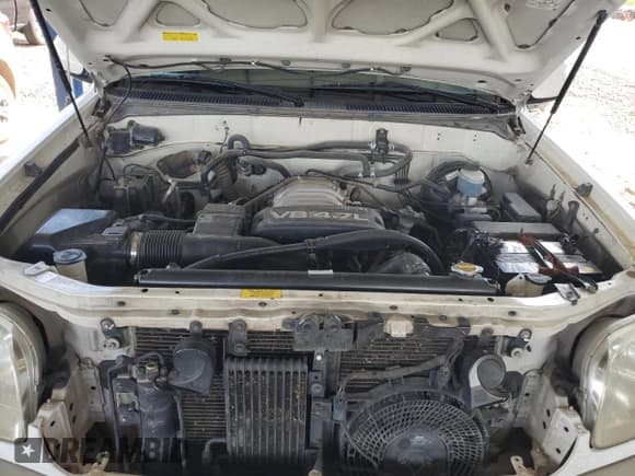 ✅ 2003 Toyota Sequoia SR5 • VIN: 5TDZT34A33S180692 • Lot: 70655985. Listed on Copart with 262,809 mi. Free auction sales archive from the USA and detailed vehicle history report at DreamBid. Image 11.