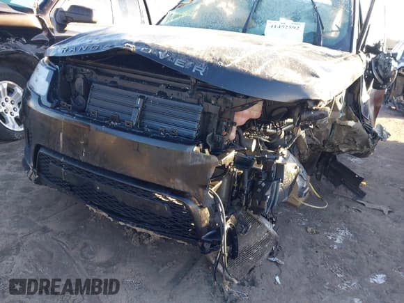 ✅ 2018 Land Rover Range Rover Sport • VIN: SALWR2RE2JA813743 • Lot: 41452592. Listed on IAAI with 103,272 mi. Free auction sales archive from the USA and detailed vehicle history report at DreamBid. Image 20.