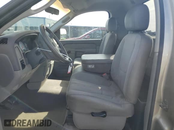 ✅ 2002 Dodge 1500 • VIN: 1D7HA16N62J227379 • Лот: 92074675. Опубликован ранее на Copart с пробегом 77 928 миль. Бесплатный доступ к архиву аукционных продаж из США и подробный отчёт об истории автомобиля на DreamBid. Изображение 7.