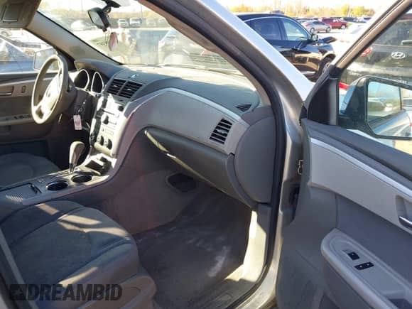 2011 Chevrolet Traverse LS с VIN 1GNKREED3BJ265183, выставлен на аукционе IAAI как лот 43539397 с пробегом Не указан миль и . История ставок и продаж доступна на DreamBid. Изображение 5.