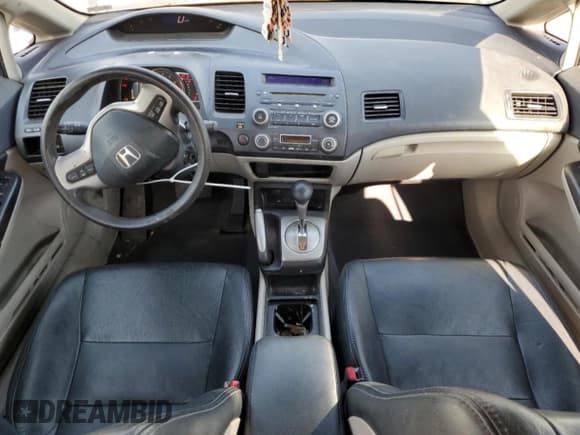 ✅ 2008 Honda Civic • VIN: JHMFA36288S030850 • Lot: 68896815. Listed on Copart with 181,347 mi. Free auction sales archive from the USA and detailed vehicle history report at DreamBid. Image 8.