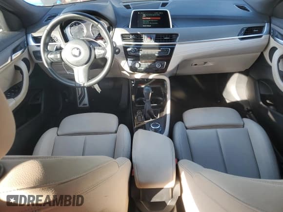 ✅ 2018 BMW X2 sDrive28i • VIN: WBXYJ3C3XJEJ84829 • Lot: 89528475. Wystawiony na Copart z przebiegiem 124 546 mil. Bezpłatny archiwum sprzedaży aukcyjnych z USA i szczegółowy raport historii pojazdu na DreamBid. Zdjęcie 8.