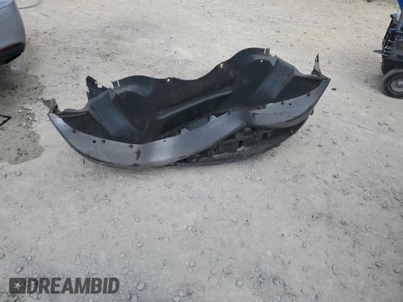 ✅ 2018 Chrysler 300 S • VIN: 2C3CCABG5JH278186 • Lot: 83929945. Listed on Copart with 190,216 mi. Free auction sales archive from the USA and detailed vehicle history report at DreamBid. Image 12.