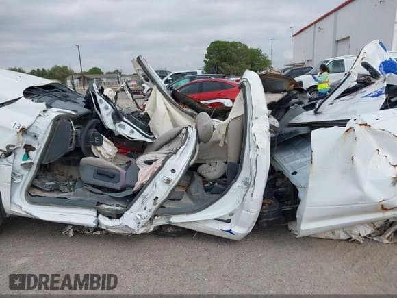 ✅ 2014 Ram 2500 Tradesman • VIN: 3C6UR5HL6EG320825 • Лот: 42077382. Опубликован ранее на IAAI с пробегом Не указан. Бесплатный доступ к архиву аукционных продаж из США и подробный отчёт об истории автомобиля на DreamBid. Изображение 6.