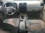 ✅ 2004 Chevrolet Colorado Z85 • VIN: 1GCCS198848136163 • Lot: 71897745. Wystawiony na Copart z przebiegiem 199 951 mil. Bezpłatny archiwum sprzedaży aukcyjnych z USA i szczegółowy raport historii pojazdu na DreamBid. Zdjęcie 8.