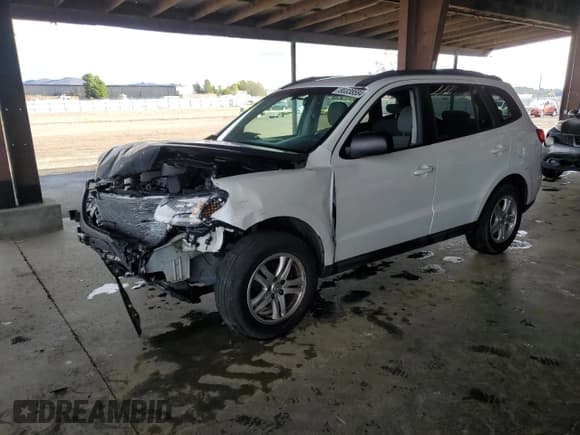 ✅ 2012 Hyundai Santa Fe GLS • VIN: 5XYZG3AB1CG102202 • Lot: 80338584. Listed on Copart with 185,646 mi. Free auction sales archive from the USA and detailed vehicle history report at DreamBid. Image 1.