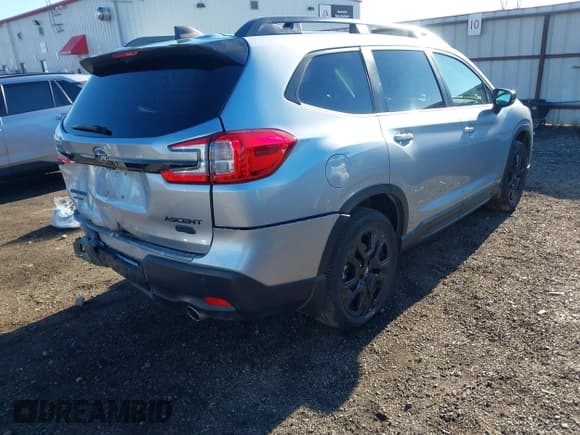 ✅ 2025 Subaru Ascent Onyx Edition Touring • VIN: 4S4WMAWD5S3410434 • Lot: 43738919. Wystawiony na IAAI z przebiegiem 13 185 mil. Bezpłatny archiwum sprzedaży aukcyjnych z USA i szczegółowy raport historii pojazdu na DreamBid. Zdjęcie 4.