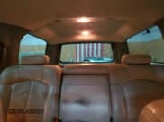 ✅ 2001 Chevrolet Suburban LS • VIN: 1GNFK16T41J216741 • Лот: 42114145. Опубликован ранее на Copart с пробегом 353 511 миль. Бесплатный доступ к архиву аукционных продаж из США и подробный отчёт об истории автомобиля на DreamBid. Изображение 10.
