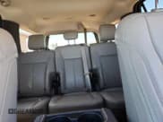 ✅ 2021 Ford Expedition XLT • VIN: 1FMJU1JT0MEA14279 • Lot: 84552075. Wystawiony na Copart z przebiegiem 121 369 mil. Bezpłatny archiwum sprzedaży aukcyjnych z USA i szczegółowy raport historii pojazdu na DreamBid. Zdjęcie 10.