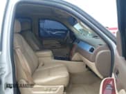 ✅ 2009 Chevrolet Tahoe 1LT • VIN: 1GNFK23099R290234 • Lot: 42395886. Listed on IAAI with 193,704 mi. Free auction sales archive from the USA and detailed vehicle history report at DreamBid. Image 5.