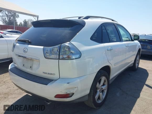 ✅ 2008 Lexus RX 350 • VIN: 2T2GK31U68C050233 • Лот: 43061753. Опубликован ранее на IAAI с пробегом 206 547 миль. Бесплатный доступ к архиву аукционных продаж из США и подробный отчёт об истории автомобиля на DreamBid. Изображение 4.