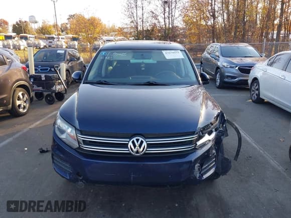 ✅ 2012 Volkswagen Tiguan S • VIN: WVGAV7AX3CW525626 • Лот: 43679915. Опубликован ранее на IAAI с пробегом 119 434 миль. Бесплатный доступ к архиву аукционных продаж из США и подробный отчёт об истории автомобиля на DreamBid. Изображение 12.