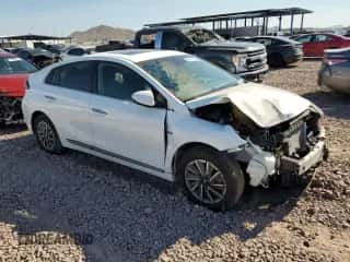 2020 Hyundai Ioniq Limited с VIN KMHC85LJXLU060917, выставлен на аукционе Copart как лот 69823284 с пробегом 26 761 миль миль и Списание • Salvage title. История ставок и продаж доступна на DreamBid. Изображение 4.